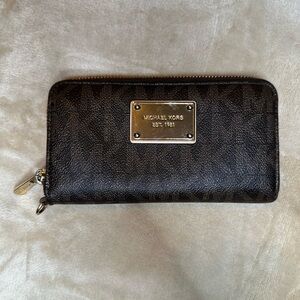 Michael Kors Dark Brown Zip Wallet